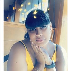 Meet your Posher, Toya